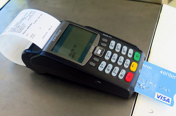 ΑΑΔΕ POS © EUROKINISSI/ΧΡΗΣΤΟΣ ΜΠΟΝΗΣ