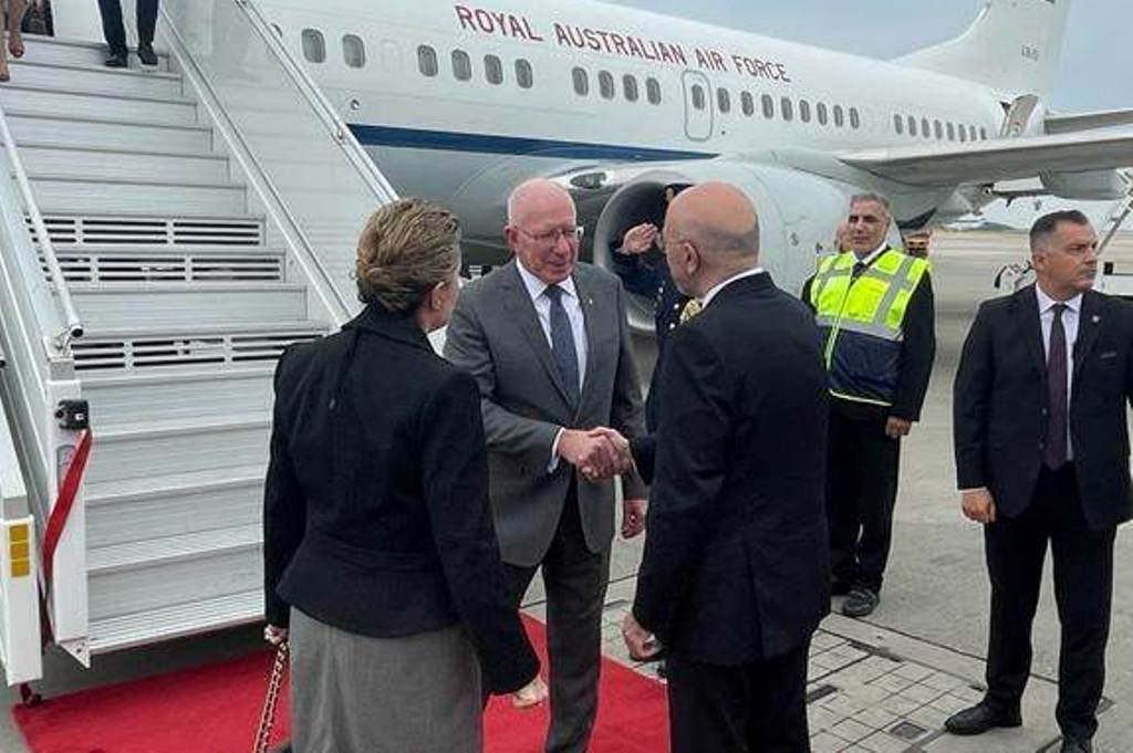 Τον Γενικό Κυβερνήτη της Κοινοπολιτείας της Αυστραλίας Ντέιβιντ Χάρλεϊ υποδέχτηκε στο Διεθνές Αεροδρόμιο Ελευθέριος Βενιζέλος ο Υφυπουργός Εξωτερικών Κώστας Φραγκογιάννης @ Υπουργείο Εξωτερικών