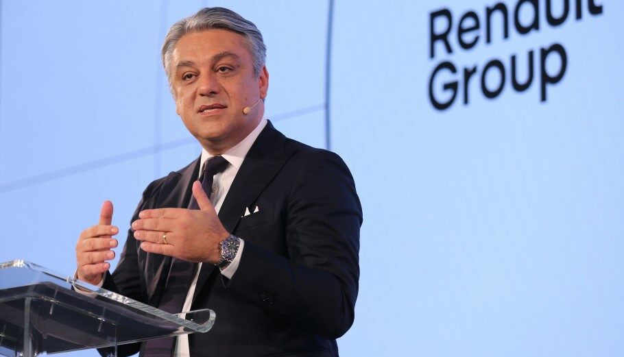 Ο CEO της ACEA και του Ομίλου Renault, Λούκα ντε Μέο © EPA/ISABEL INFANTES