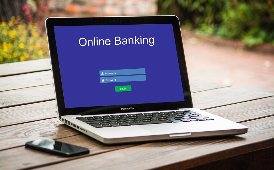 online banking@pixabay.com