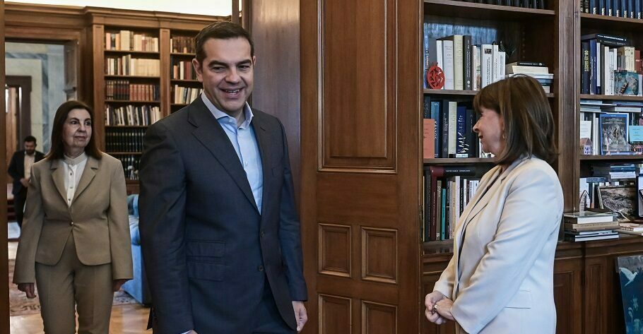 Συνάντηση της Προέδρου της Δημοκρατίας Κατερίνας Σακελλαροπούλου με τον Πρόεδρο του ΣΥΡΙΖΑ - Προοδευτική Συμμαχία Αλέξη Τσίπρα, Τρίτη 23 Μαΐου 2023. Η Πρόεδρος της Δημοκρατίας ανέθεσε τη δεύτερη διερευνητική εντολή για τον σχηματισμό κυβέρνησης @Eurokinissi