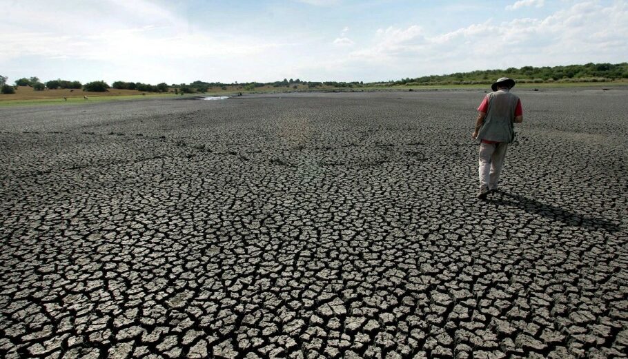 Μεγάλη ξηρασία στην Ουρουγουάη © EPA/IVAN FRANCO