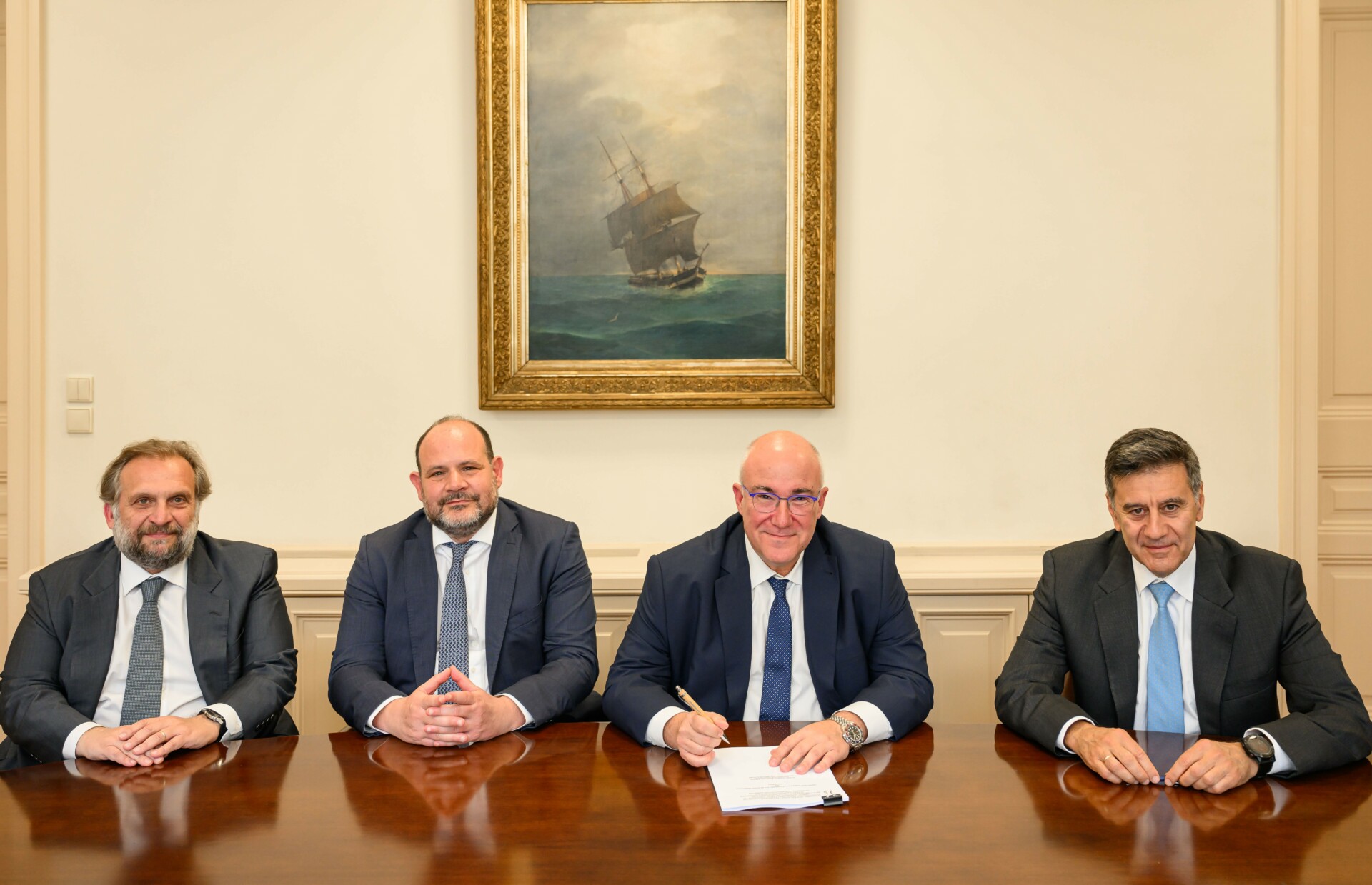 Alpha Bank: Χρηματοδοτεί την Genepharm με τη συμμετοχή του ΤΑΑ