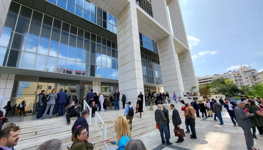 Εφετείο: Τέθηκε υπό έλεγχο η φωτιά