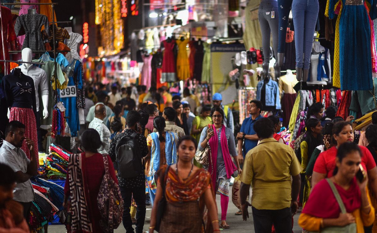 Αγορά της Ινδίας © EPA/Idrees Mohammed