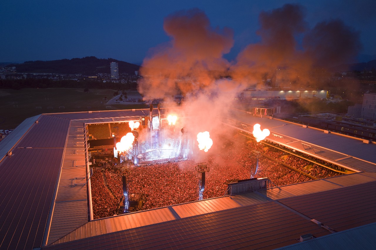 Παρά τις διαδηλώσεις, η συναυλία των Rammstein στη Βέρνη διεξήχθη κανονικά