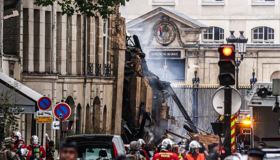 Έκρηξη στο Παρίσι © EPA/Mohammed Badra