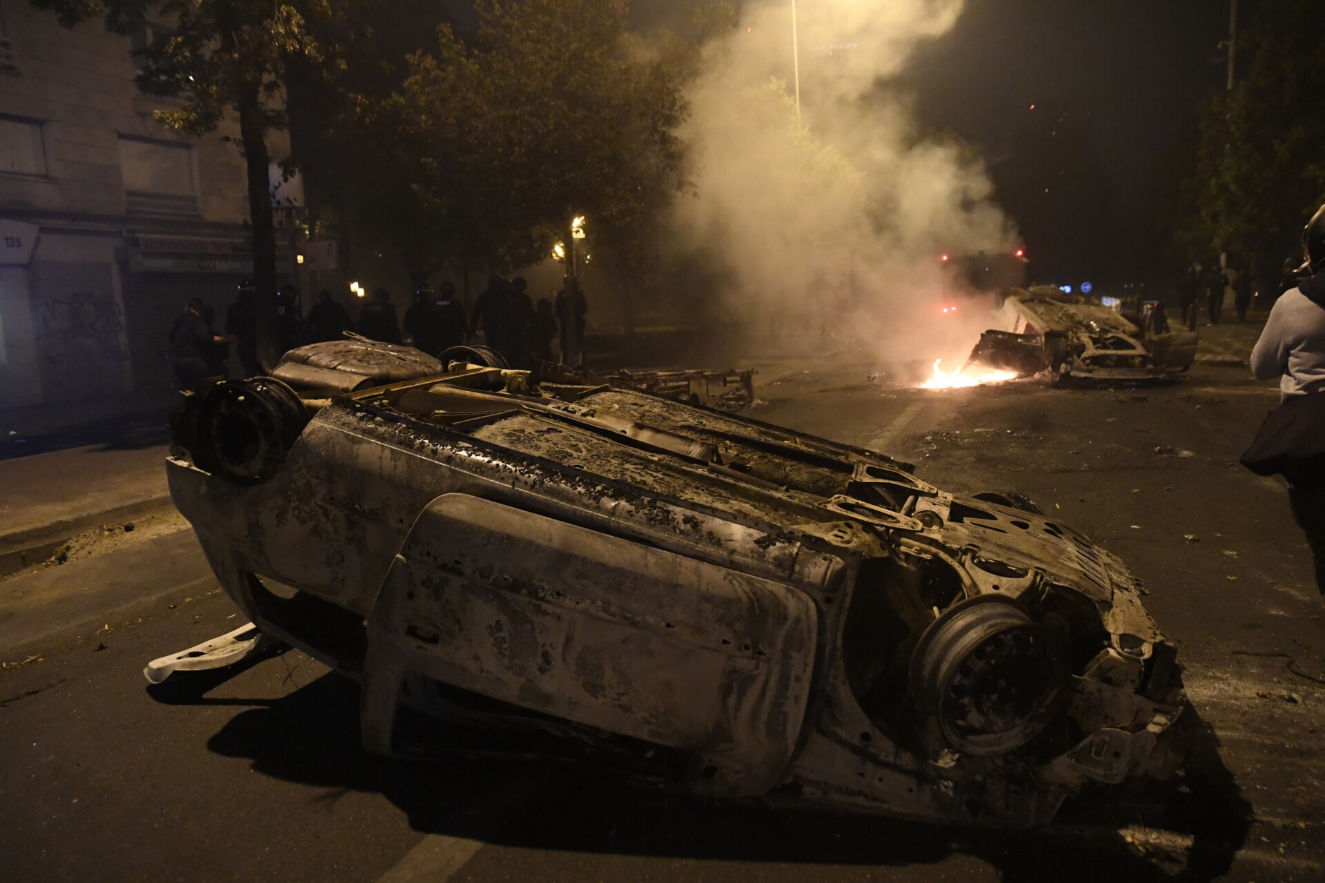 Επεισόδια στο Παρίσι © EPA/JULIEN MATTIA