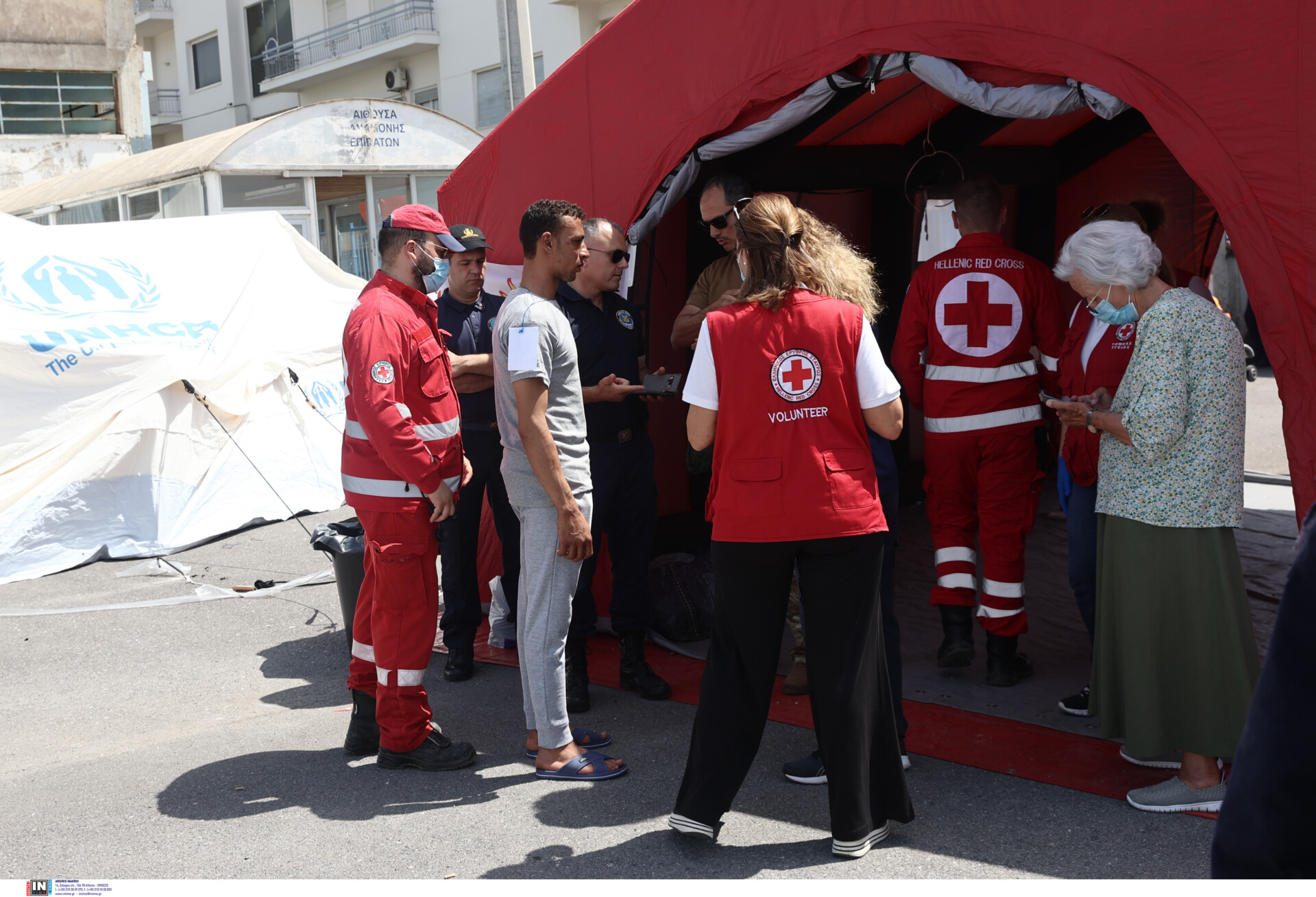 Στην Καλαμάτα ομάδα της Ύπατης Αρμοστείας του ΟΗΕ © ΙNTIME