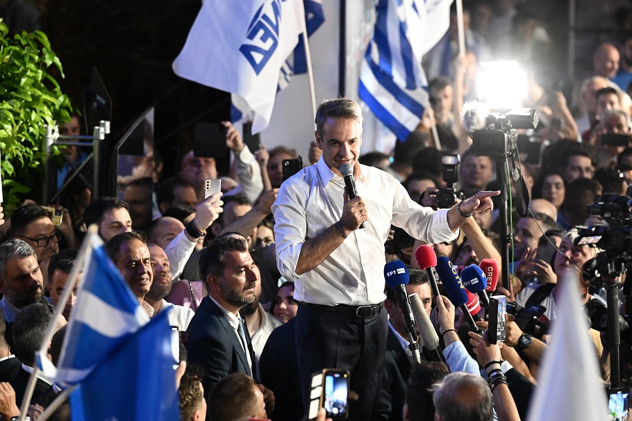 Bloomberg: Oι προτεραιότητες και οι προκλήσεις Μητσοτάκη