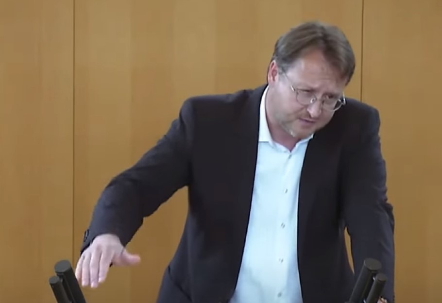 Γερμανία: Πρώτος περιφερειάρχης από το ακροδεξιό AfD