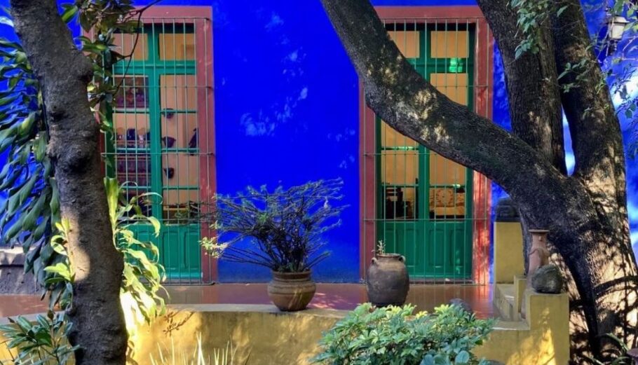 To Μπλε Σπίτι της Φρίντα Κάλο @ https://www.instagram.com/museofridakahlo/