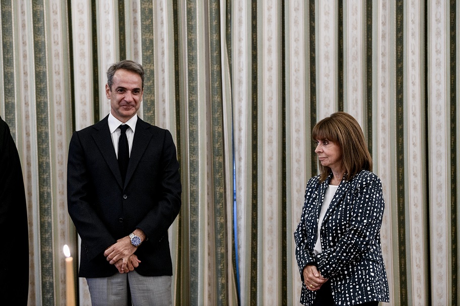 Κυριάκος Μητσοτάκης και Κατερίνα Σακελλαροπούλου ©Eurokinissi