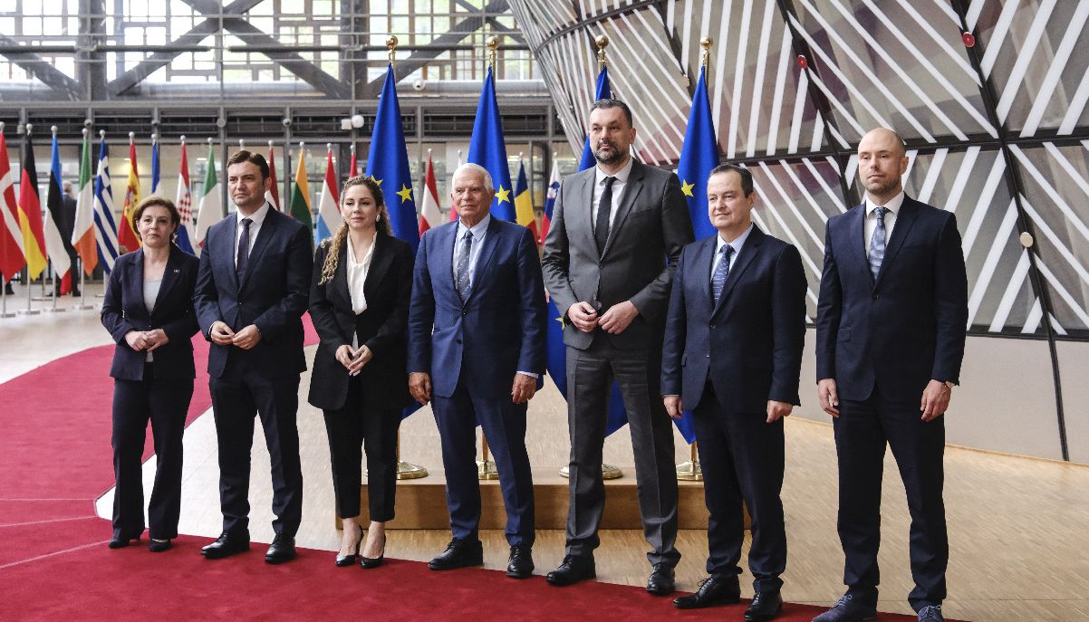 Μπορέλ: Καμία πρόοδος στην κρίση Σερβίας – Κοσόβου