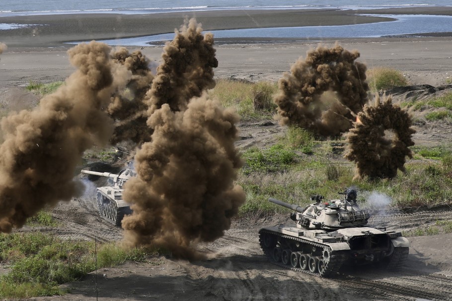 Στρατιωτικά γυμνάσια στην Ταϊβάν © EPA/RITCHIE B. TONGO