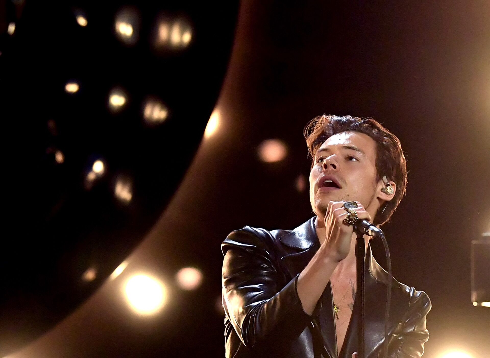 O Harry Styles © EPA/Kevin Winter