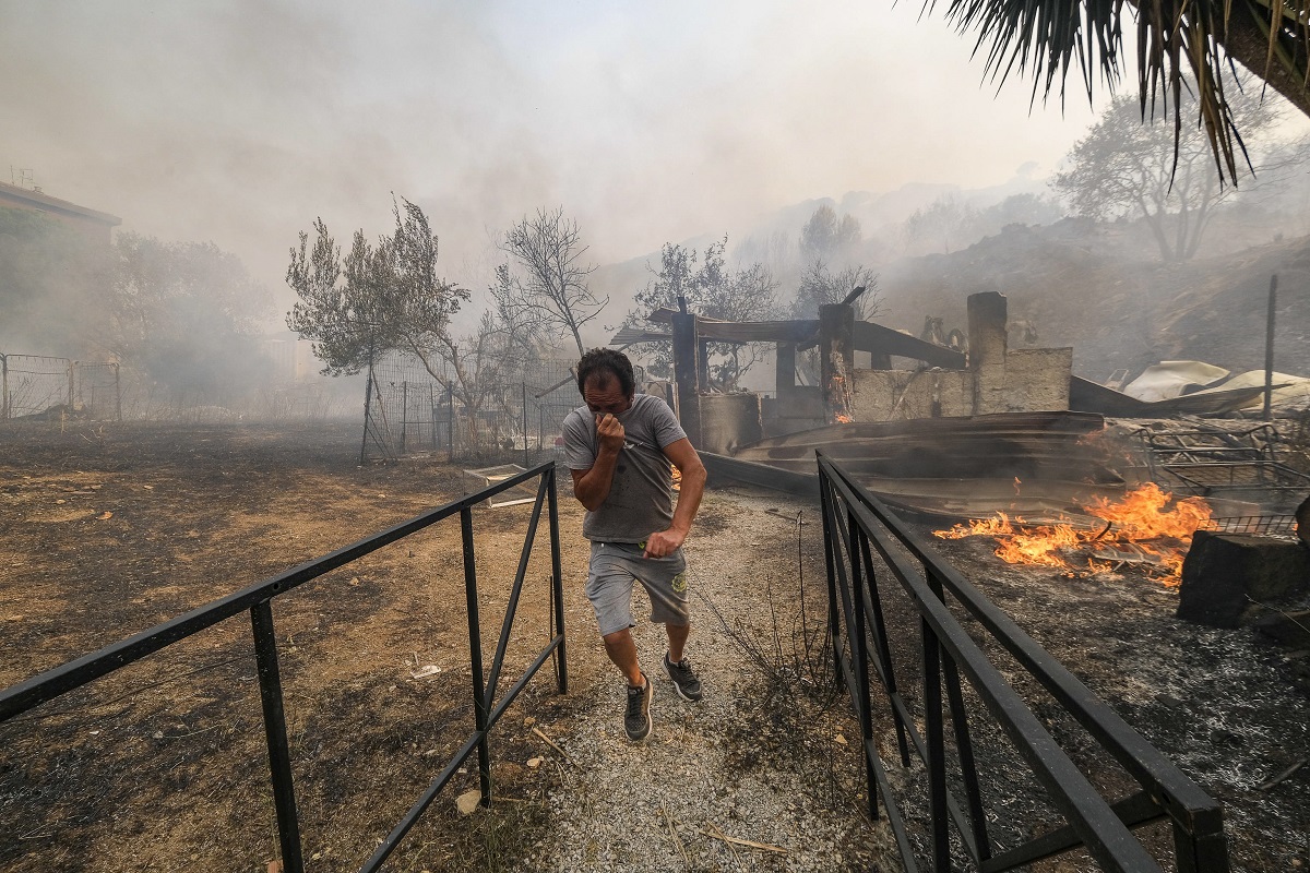Φωτιές στο Παλέρμο της Ιταλίας