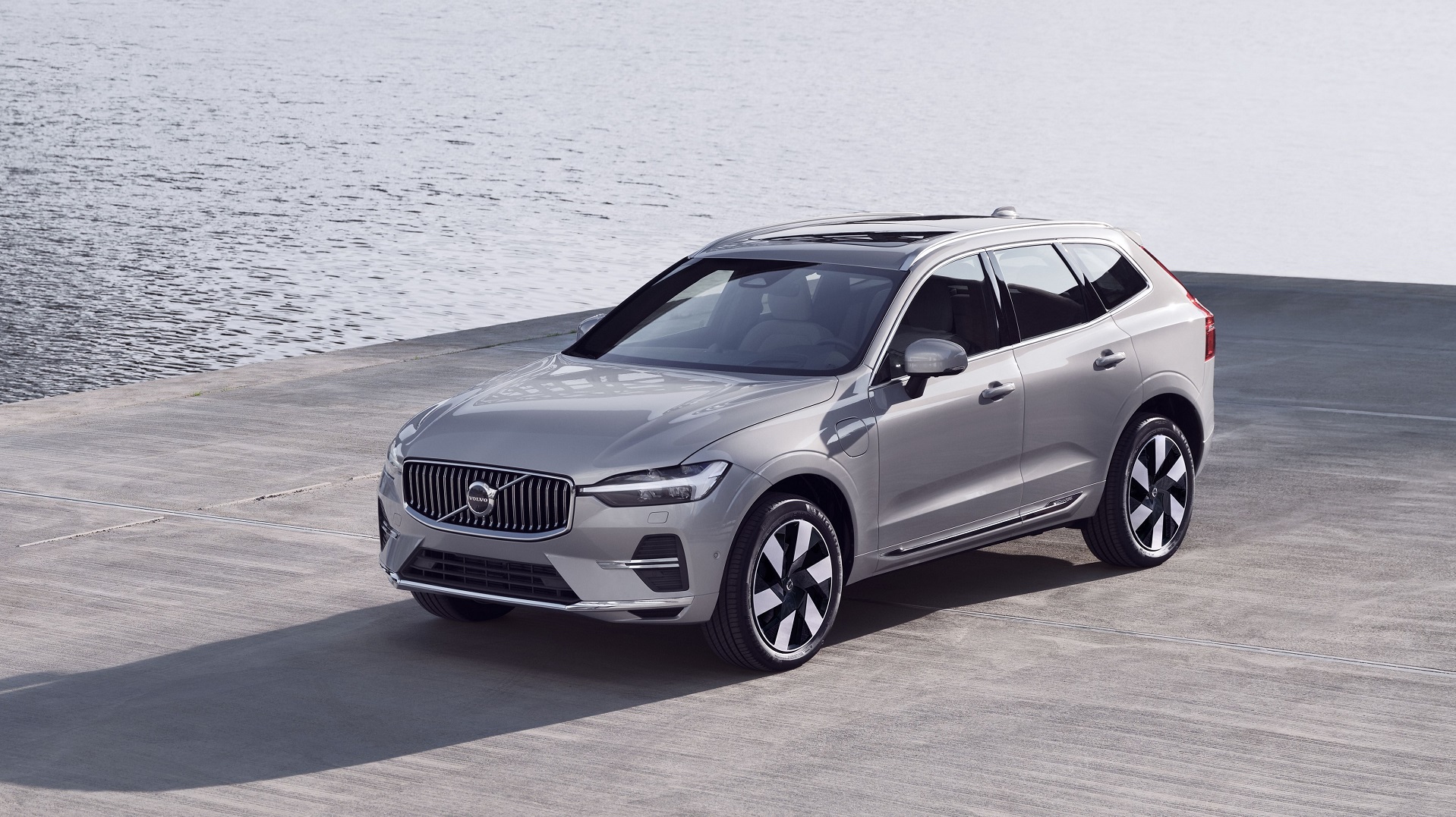 Νέο Volvo XC60 Recharge T8 Polestar Optimised με 455 ίππους