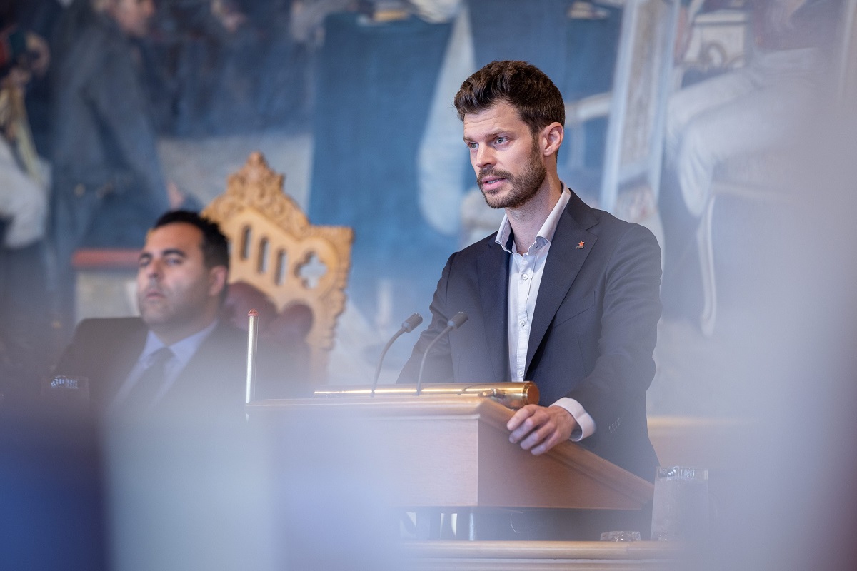 Bjørnar Moxnes: Ο αρχηγός αριστερού κόμματος που έκλεβε γυαλιά