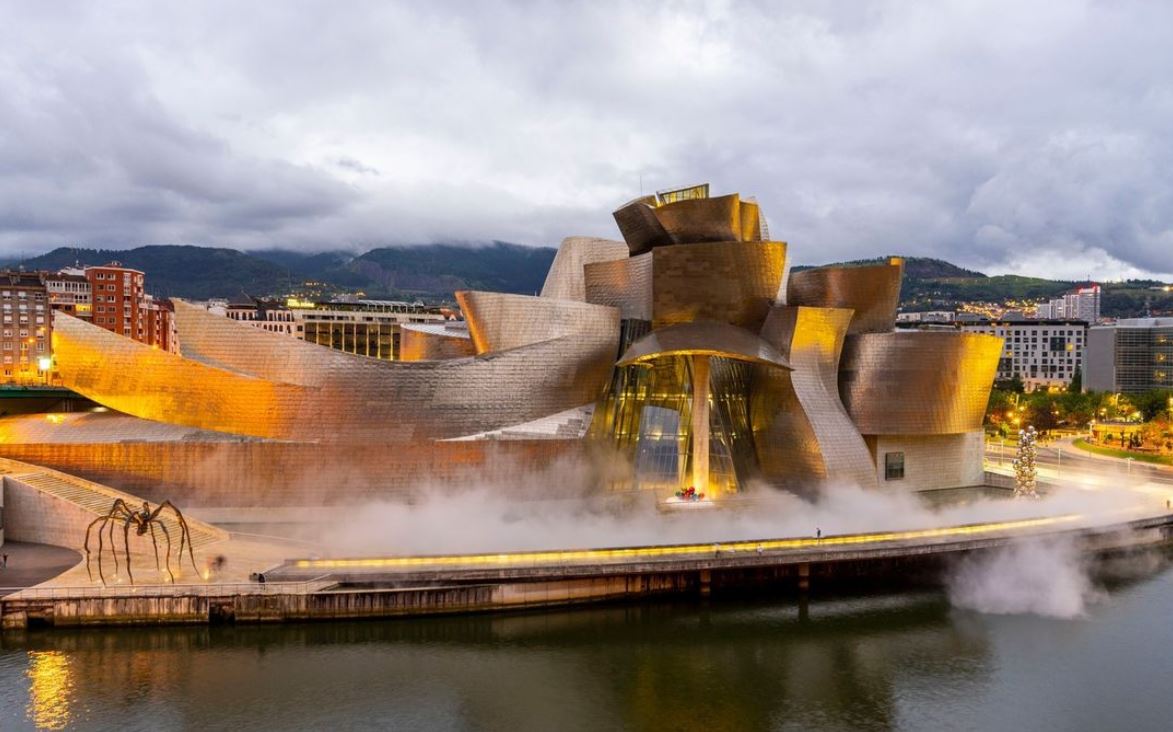 Μουσείο Guggenheim στο Μπιλμπάο @ https://www.instagram.com/museoguggenheim/