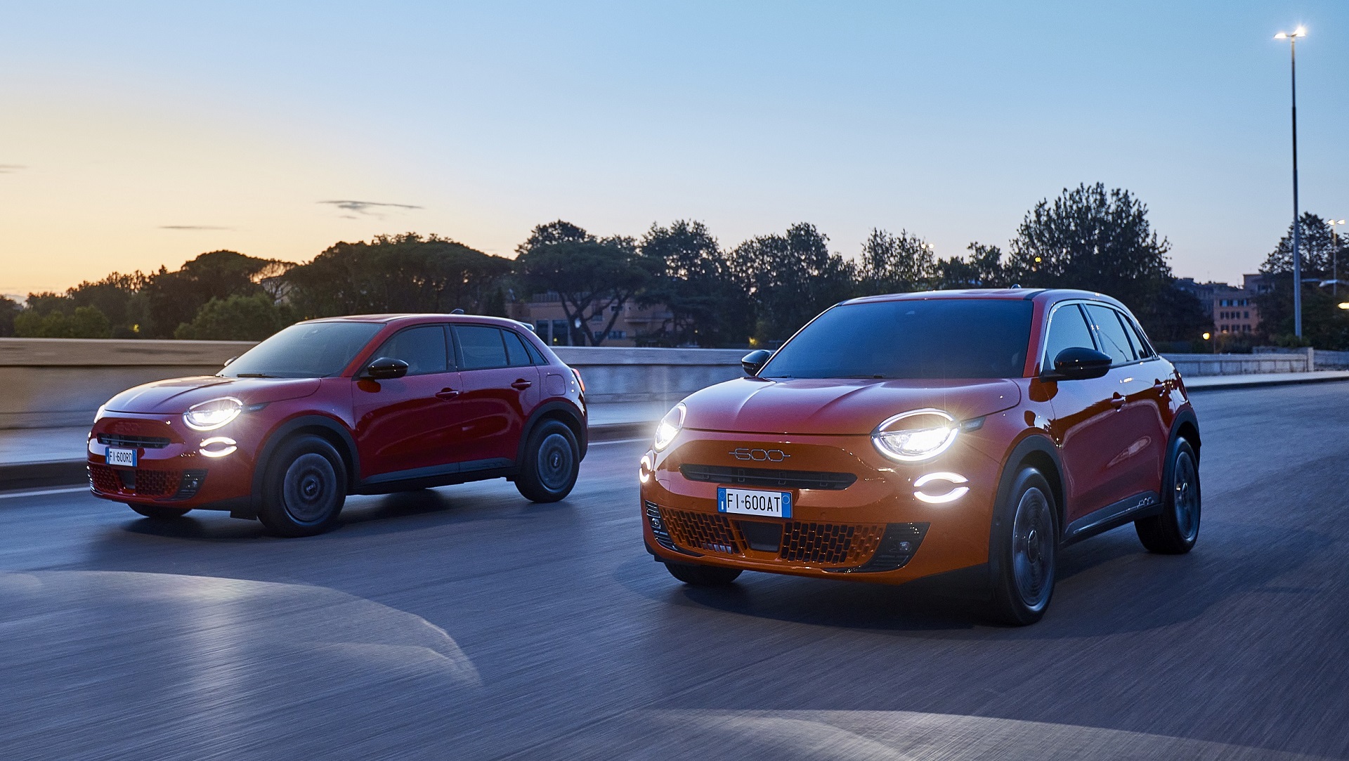 Νέο FIAT 600e: Το αμιγώς ηλεκτρικό SUV υπόσχεται αυτονομία άνω των 600 χλμ. στην πόλη