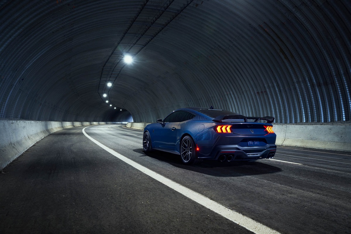 Ντεμπούτο των Ford Mustang Dark Horse και Explorer στο Goodwood