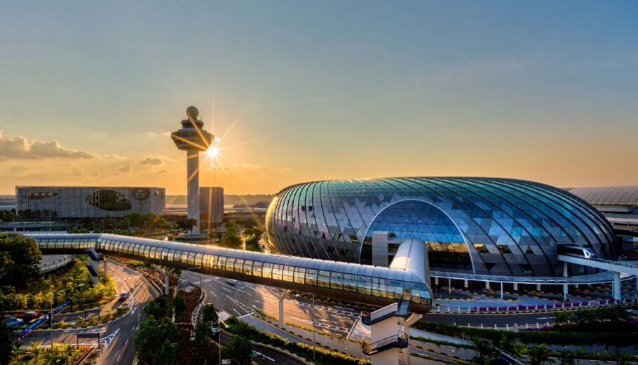 Το αεροδρόμιο Changi της Σιγκαπούρης @changiairport.com