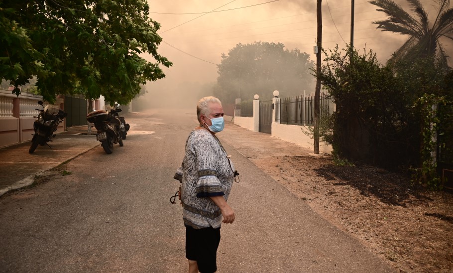 Φωτιά στα Δερβενοχώρια © EUROKINISSI/ΜΙΧΑΛΗΣ ΚΑΡΑΓΙΑΝΝΗΣ