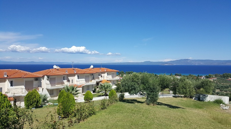 Χαλκιδική: Πόσο πωλούνται οι εξοχικές κατοικίες – Αυξημένη ζήτηση από Βαλκάνιους