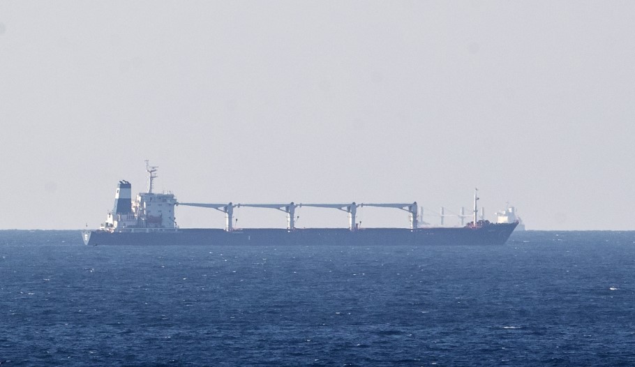 Δύο φορτηγά πλοία με σιτηρά οδεύουν προς ουκρανικά λιμάνια