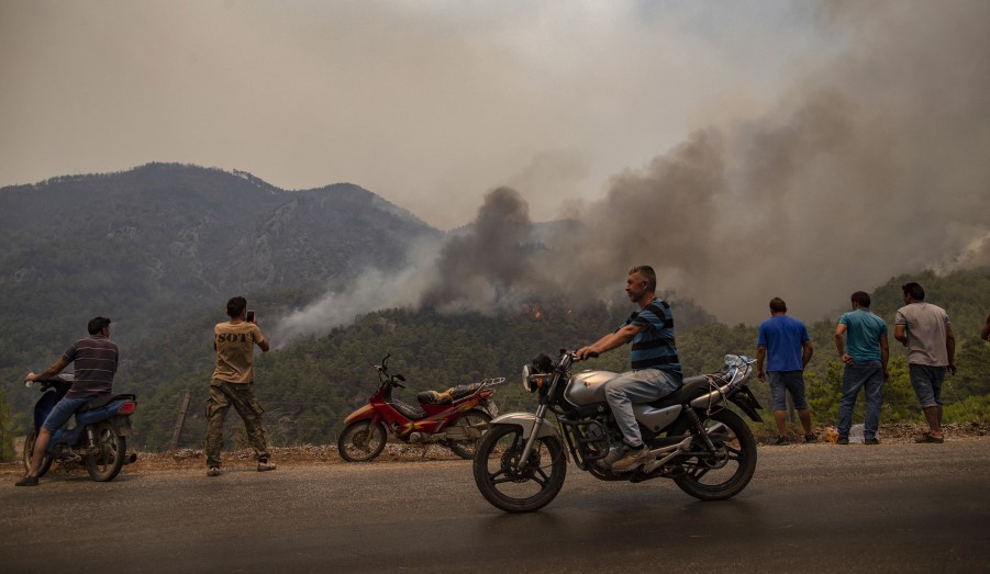 Συρία: Δασικές πυρκαγιές και 40άρια στην πρωτεύουσα Δαμασκό