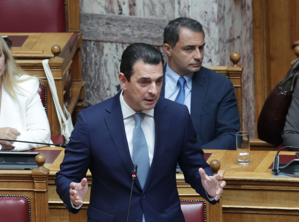 Σκρέκας: Πρόστιμα από 5.000 έως 2 εκατ. για αισχροκέρδεια