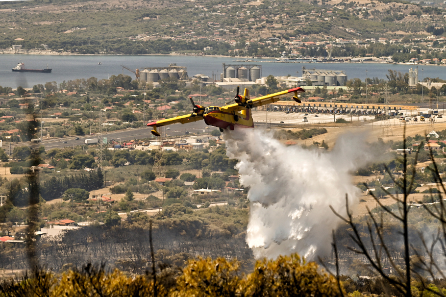 Πυροσβεστικό αεροσκάφος©ΑΠΕ-ΜΠΕ/ΒΑΣΙΛΗΣ ΨΩΜΑΣ