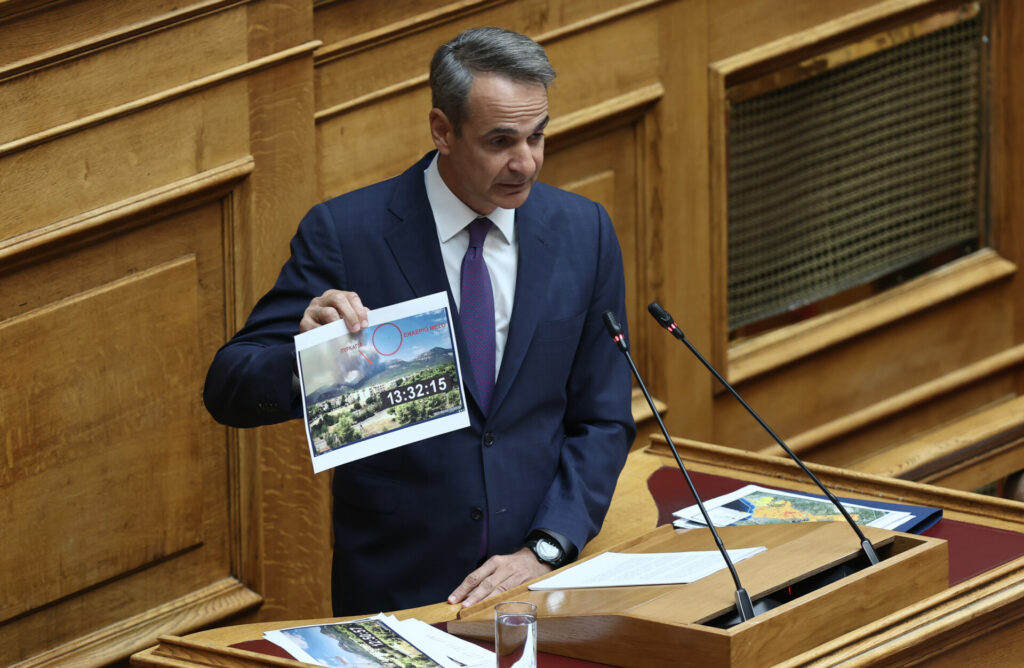 Ο Κ. Μητσοτάκης στη Βουλή © INTIME