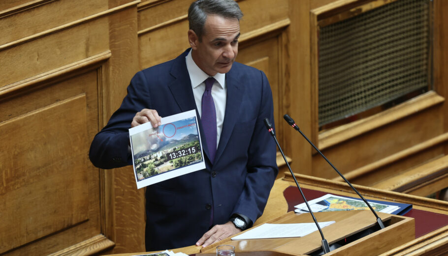 Ο Κ. Μητσοτάκης στη Βουλή © INTIME