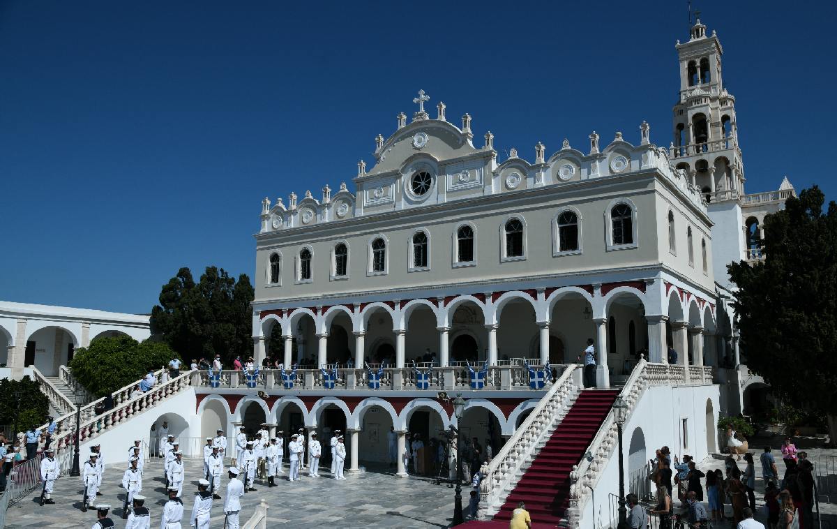 Δεκαπενταύγουστος στην Τήνο © Eurokinissi / ΚΑΡΑΓΙΑΝΝΗΣ ΜΙΧΑΛΗΣ