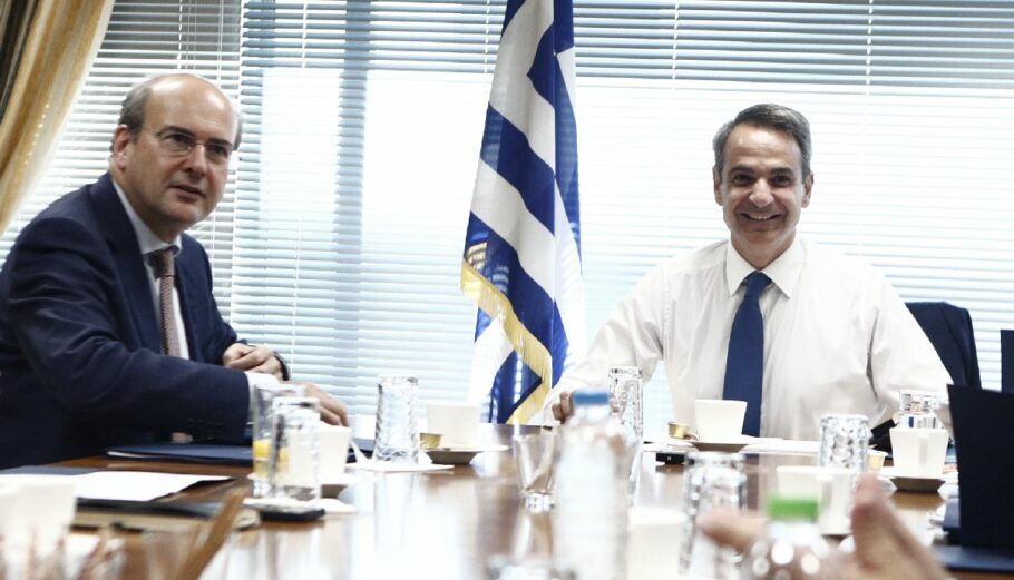 Κωστής Χατζηδάκης και Κυριάκος Μητσοτάκης © Eurokinissi / ΣΩΤΗΡΗΣ ΔΗΜΗΤΡΟΠΟΥΛΟΣ