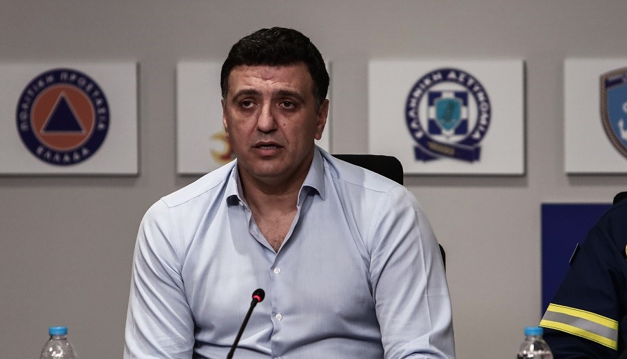 Κικίλιας για φωτιές: Εξαιρετικά κρίσιμη η κατάσταση σε Πάρνηθα