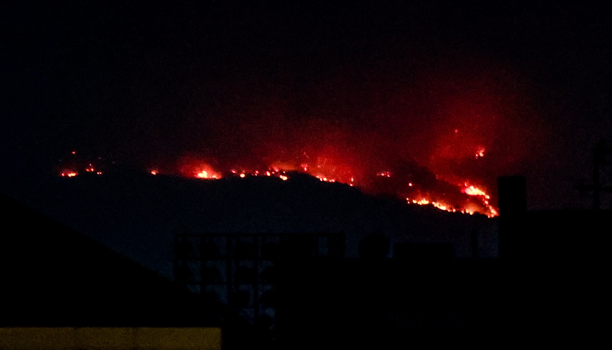 Φωτιά στους πρόποδες της Πάρνηθας © Eurokinissi / ΚΟΝΤΑΡΙΝΗΣ ΓΙΩΡΓΟΣ