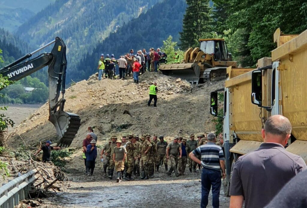 Γεωργία: Τουλάχιστον έξι νεκροί λόγω κατολίσθησης