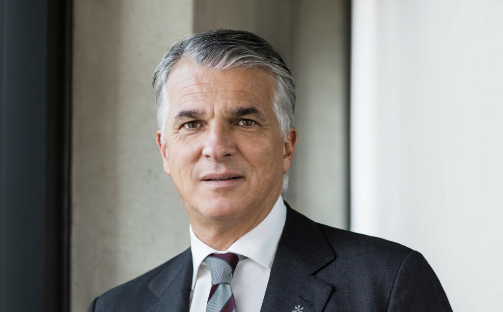 Ο διευθύνων σύμβουλος της UBS Σέρτζιο Ερμότι © Twitter / UBS