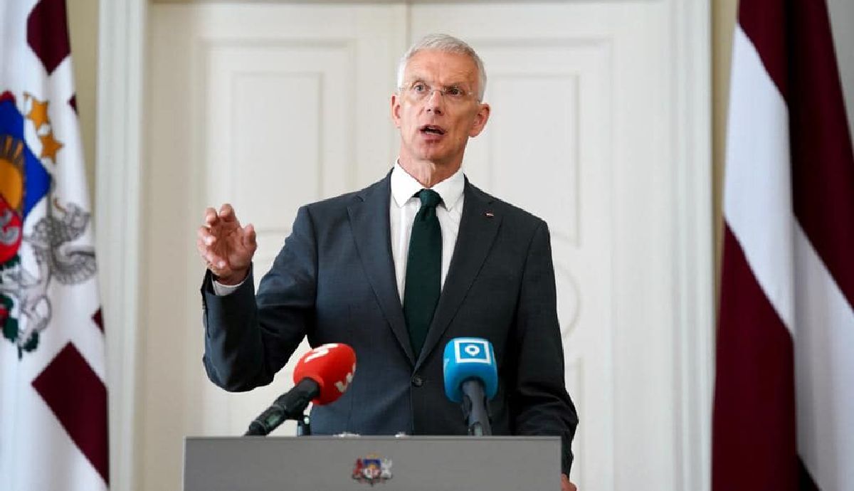 Παραιτείται ο πρωθυπουργός της Λετονίας Κρισιάνις Κάρινς