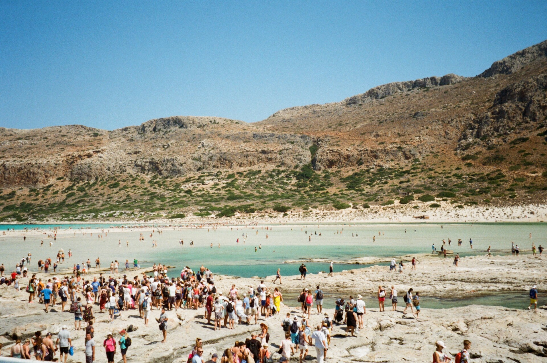 Προορισμούς μακριά από την πολυκοσμία επέλεξαν φέτος οι Έλληνες