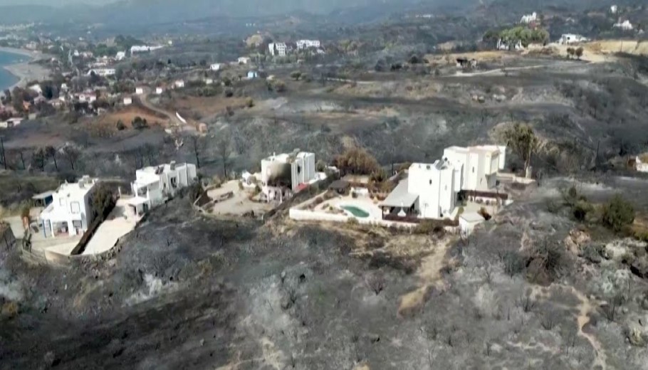 Καμένη γη στη Ρόδο μετά τις μεγάλες πυρκαγιές του Ιουλίου © YouTube (screenshot)