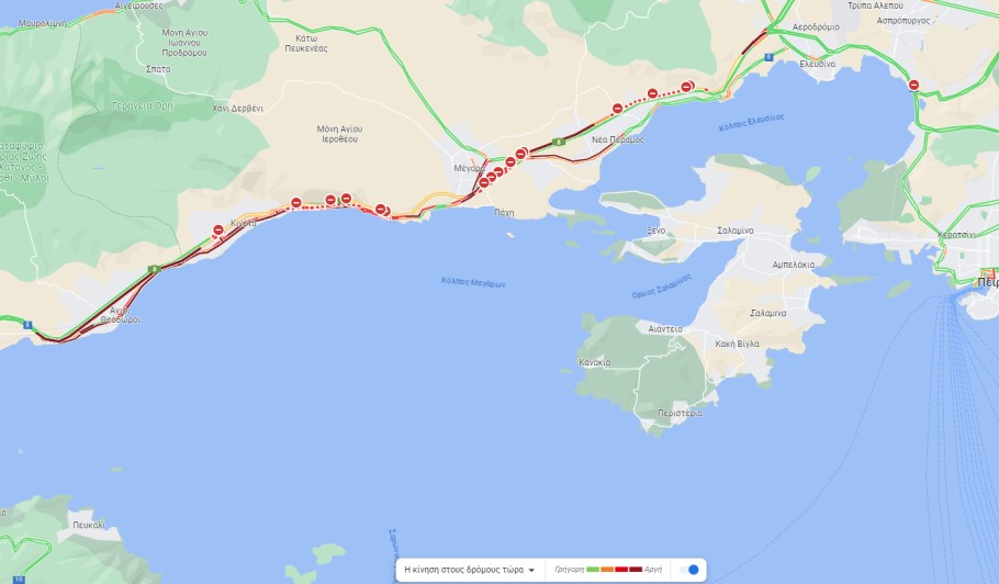 Χάρτης με το κυκλοφοριακό κομφούζιο που προκάλεσε στη Νέα Εθνική Οδό Αθηνών - Κορίνθου η φωτιά στο βυτιοφόρο © Google Maps