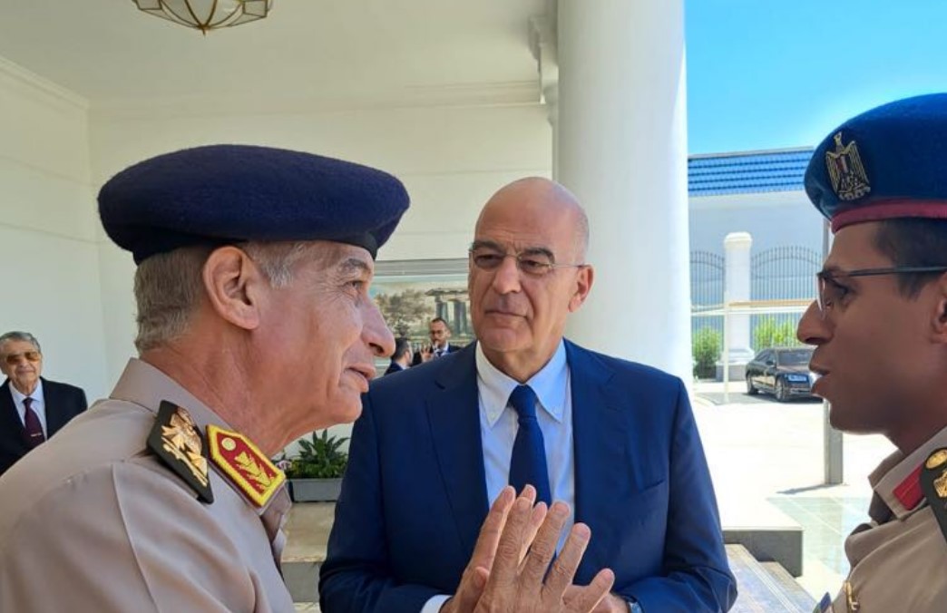 Δένδιας: Θέληση για εμβάθυνση της αμυντικής σχέσης με την Αίγυπτο