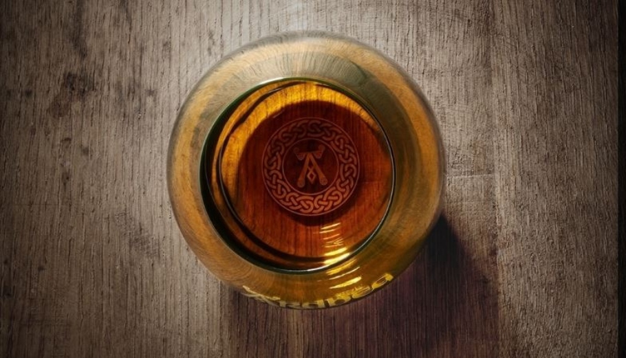 Το Ardbeg 25 είναι το καλύτερο σκωτσέζικο ουίσκι @ https://www.instagram.com/ardbeg/