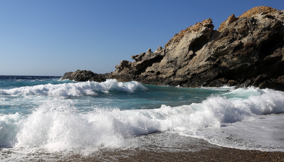 Αυτή είναι η πιο… επικίνδυνη παραλία της Ελλάδας
