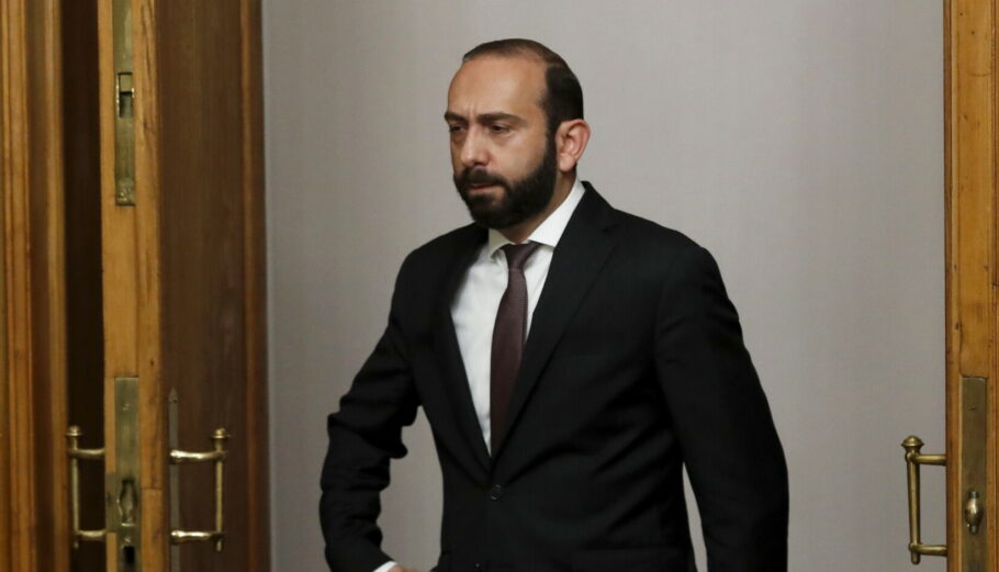 Ο υπουργός Εξωτερικών της Αρμενίας, Αραράτ Μιρζογιάν © EPA/MAXIM SHIPENKOV / POOL