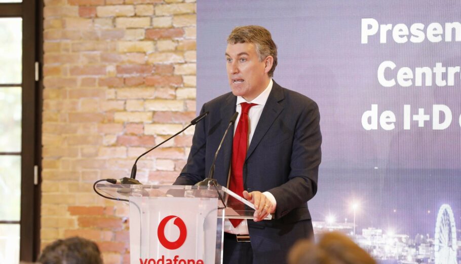 Colman Deegan-ceo-vodafone Ισπανίας@ Facebook.com/vodafoneES/